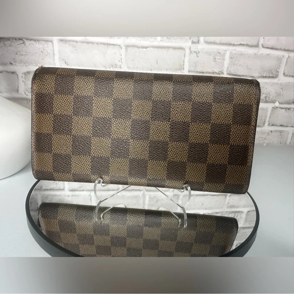 LOUIS VUITTON Damier Portefeuille
Sarah Bifold Wallet Long Wallet. Sold as is - Picture 2 of 12